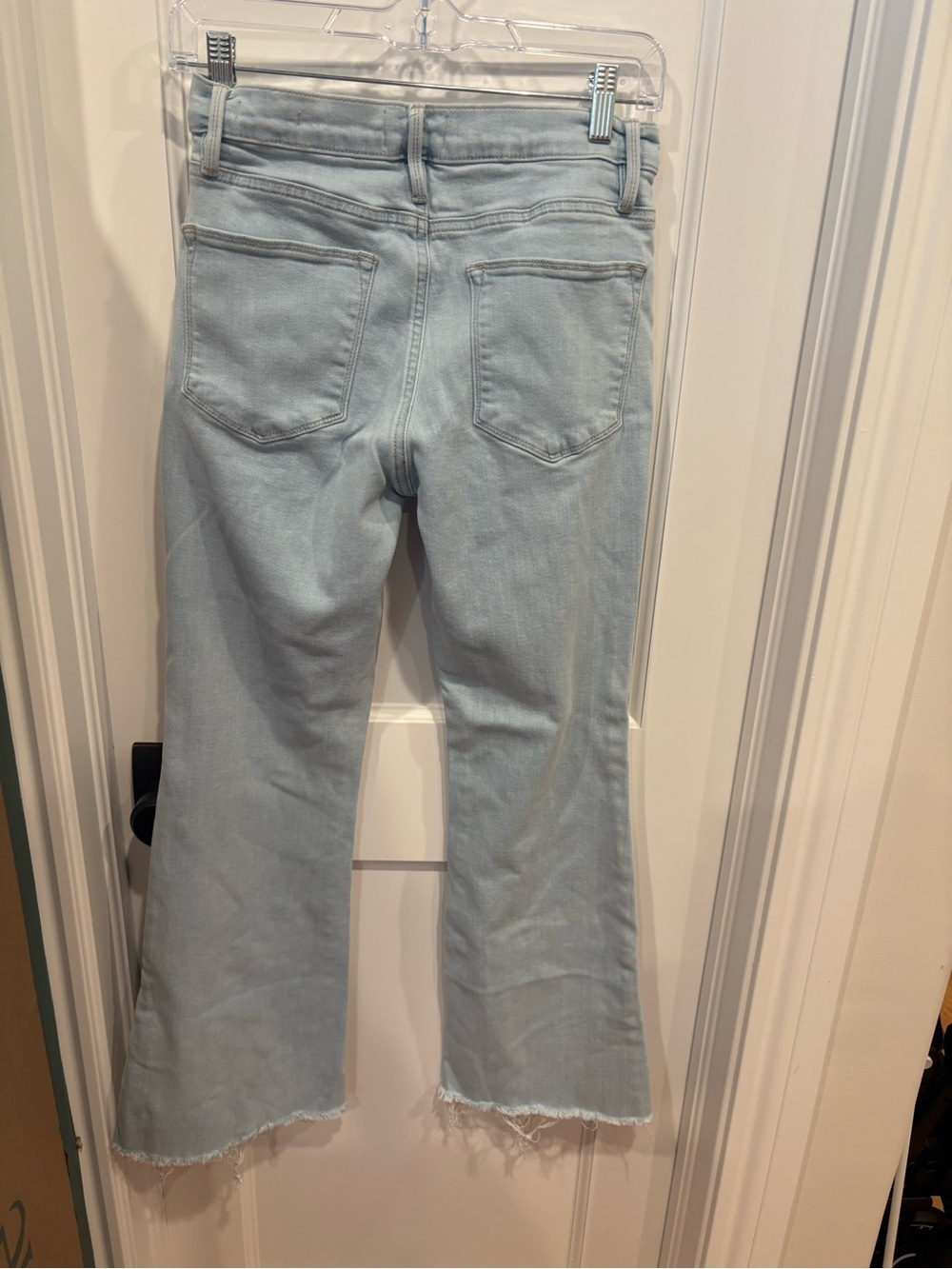 Frame Le Easy Flare Jeans in Clarity - Picture 10 of 10
